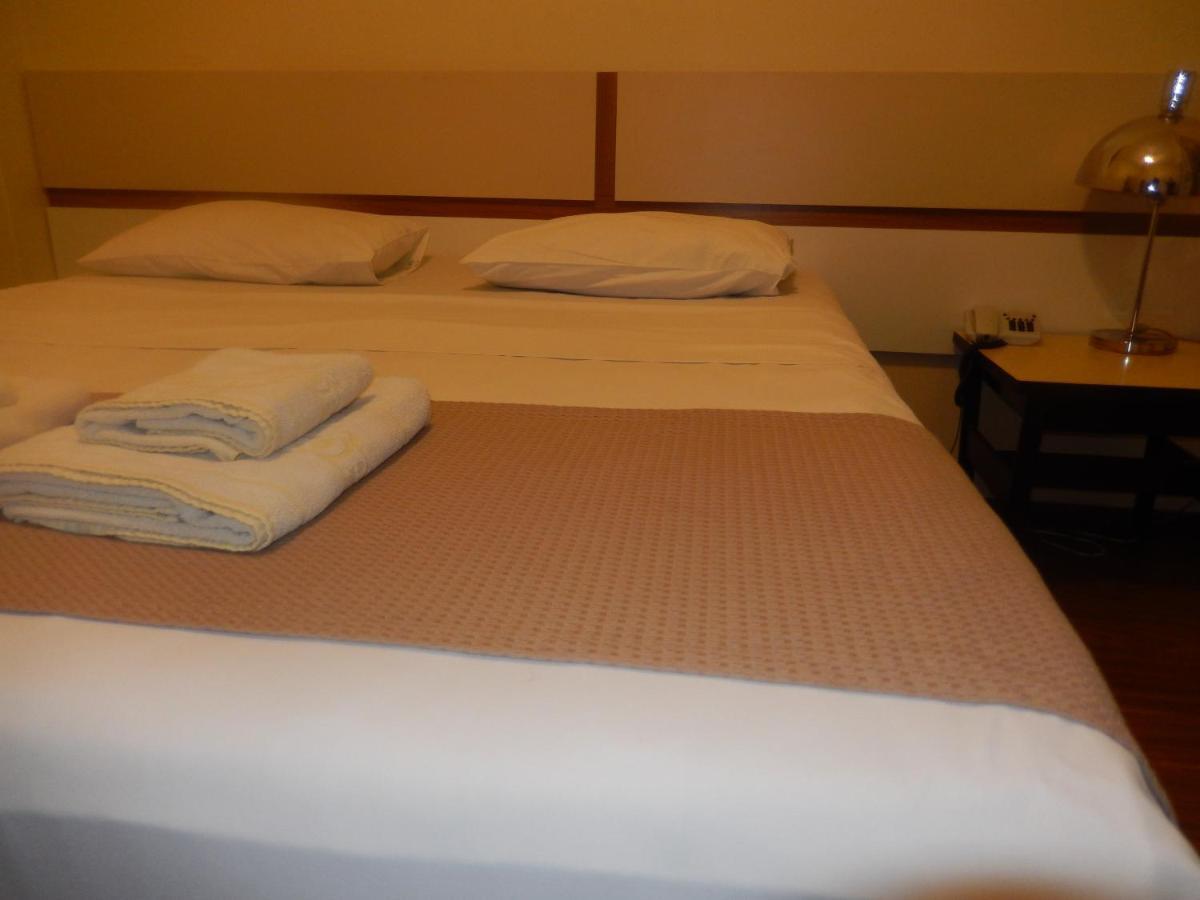Metropole 2*