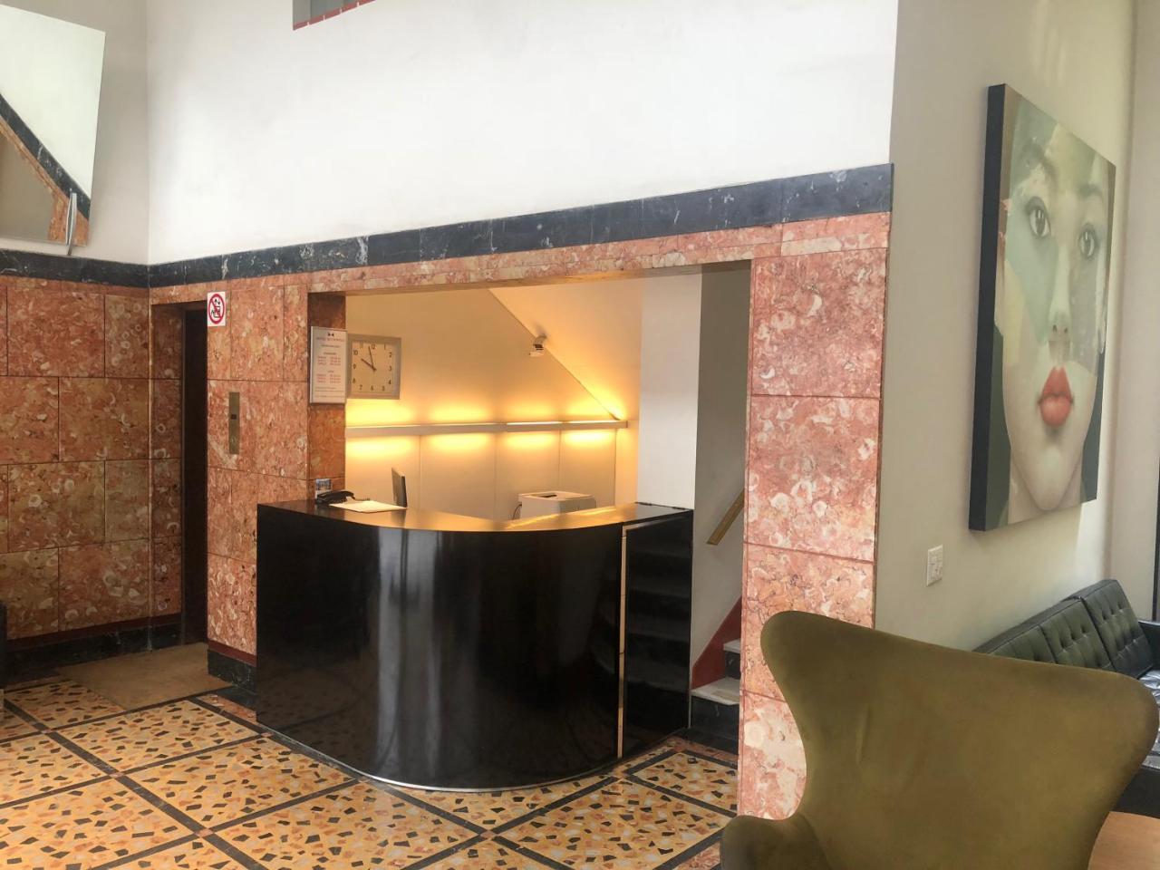 Hotel Metropole 2*